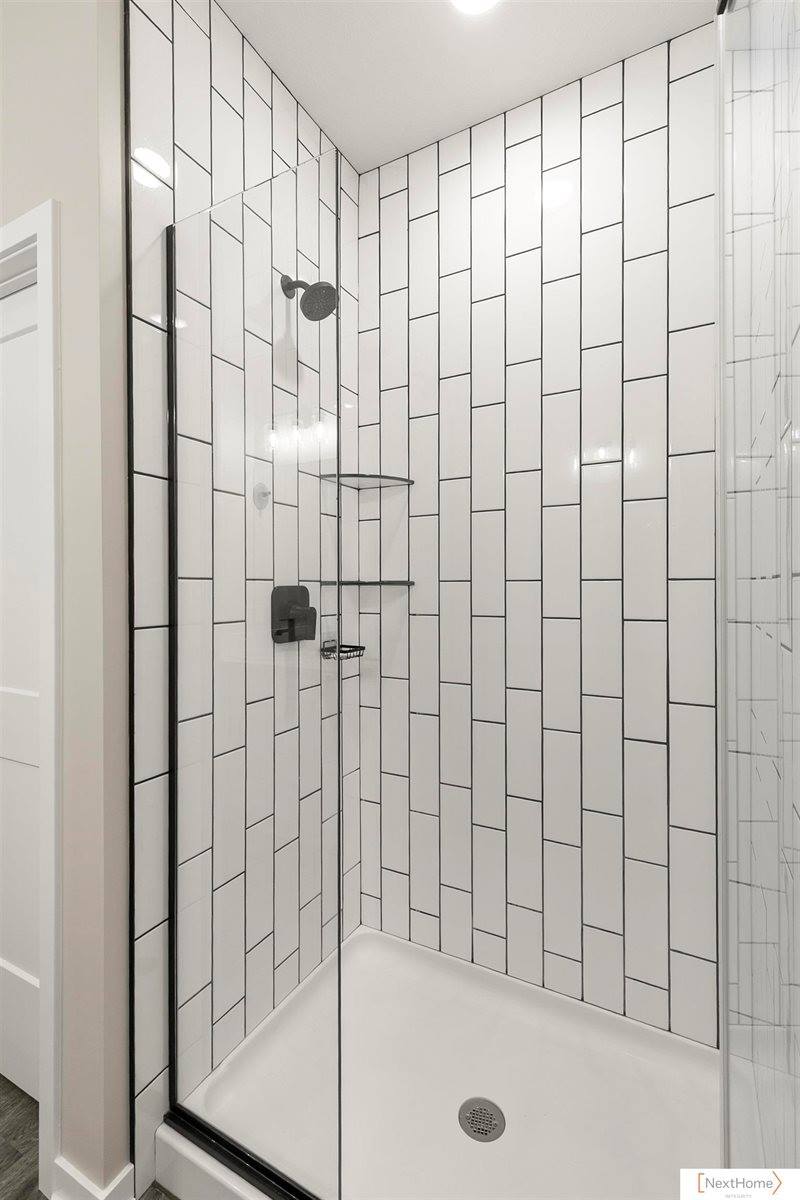 5932 Loxton Street, Lincoln, NE 68526