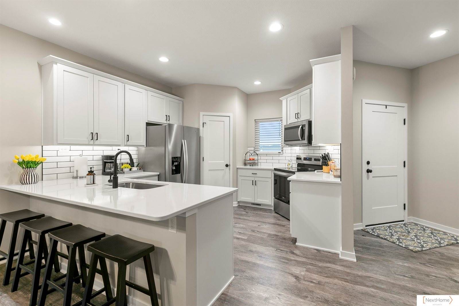 5932 Loxton Street, Lincoln, NE 68526