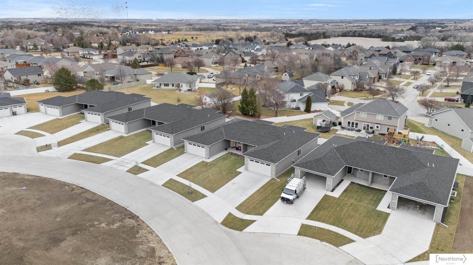 5932 Loxton Street, Lincoln, NE 68526