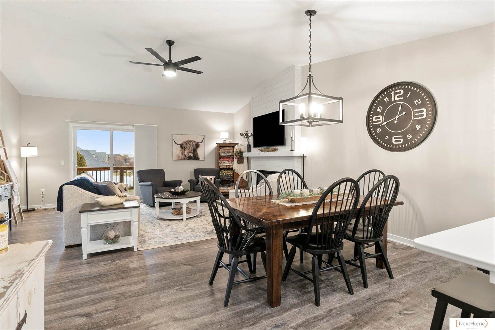 5932 Loxton Street, Lincoln, NE 68526