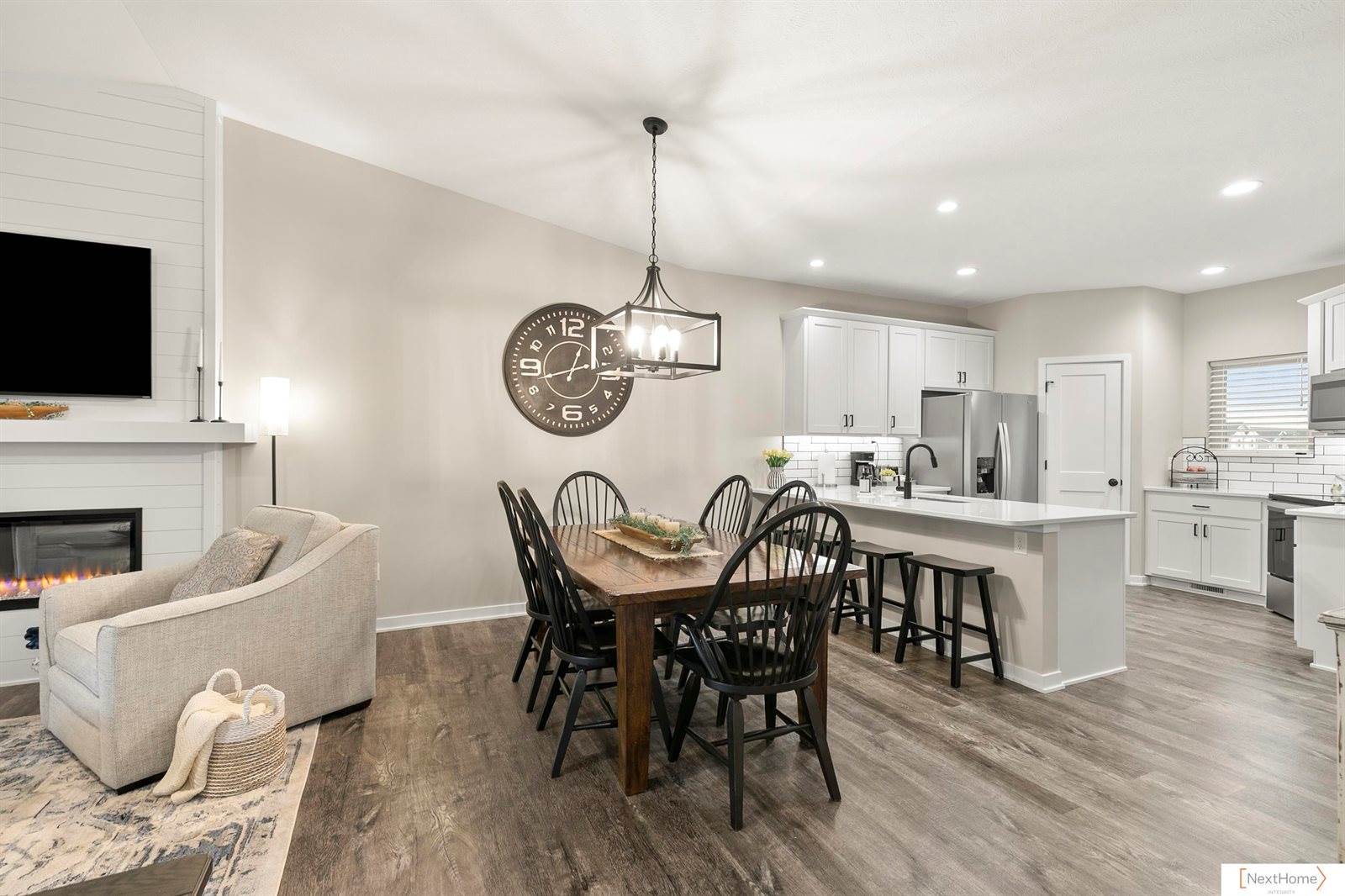 5932 Loxton Street, Lincoln, NE 68526