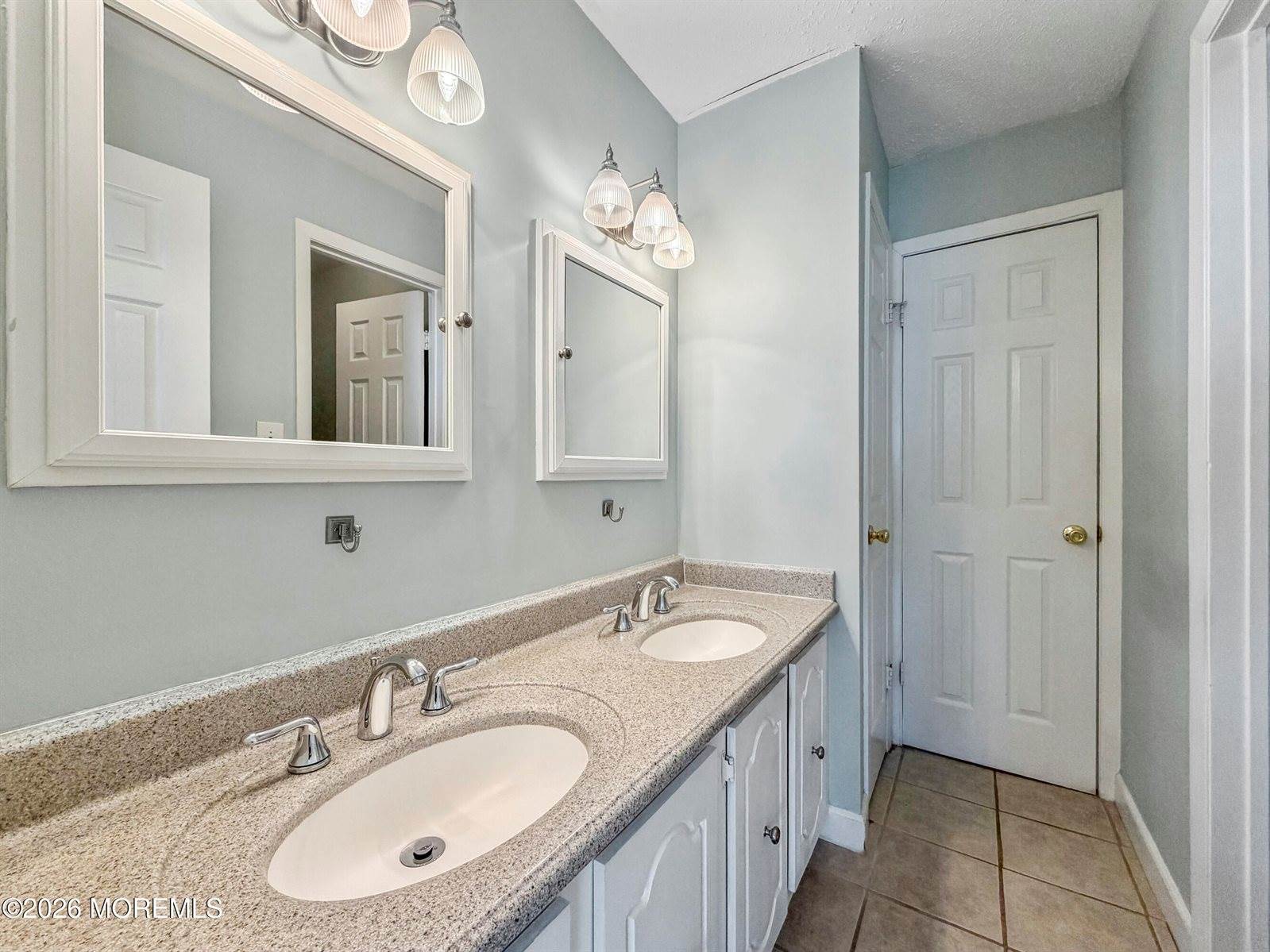 1150 Rita Court, Brick, NJ 08724