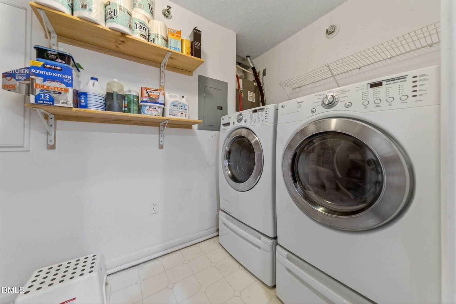 1911 Falls Landing Drive, #203, Raleigh, NC 27614