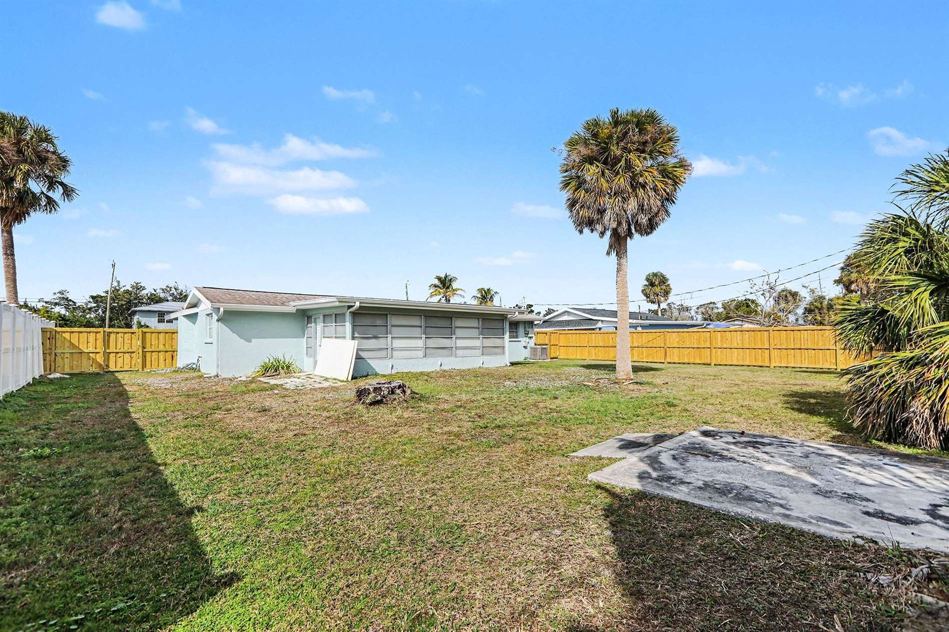 3911 118TH ST W, Bradenton, FL 34210