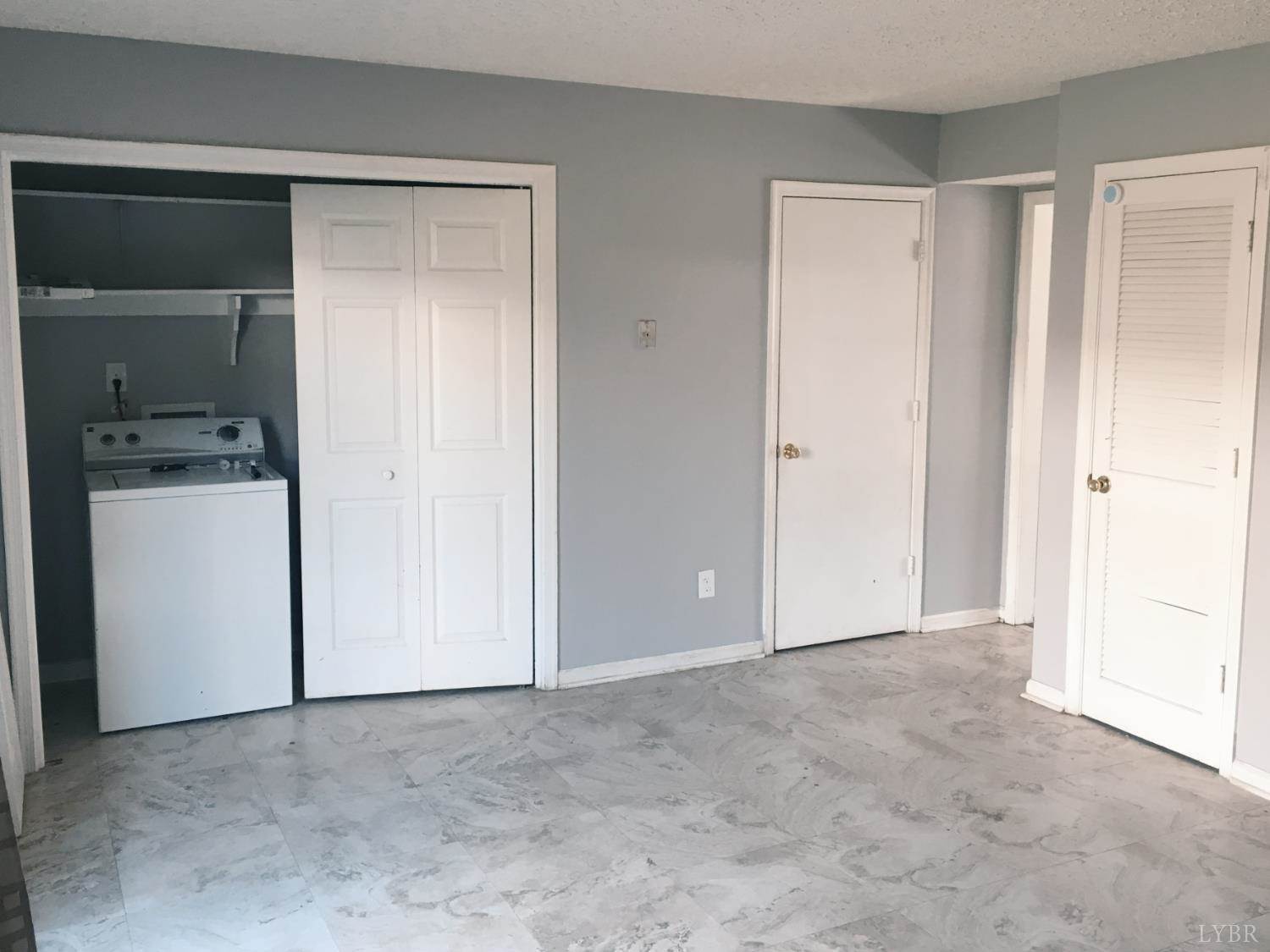 8022 Timberlake Road, Lynchburg, VA 24502