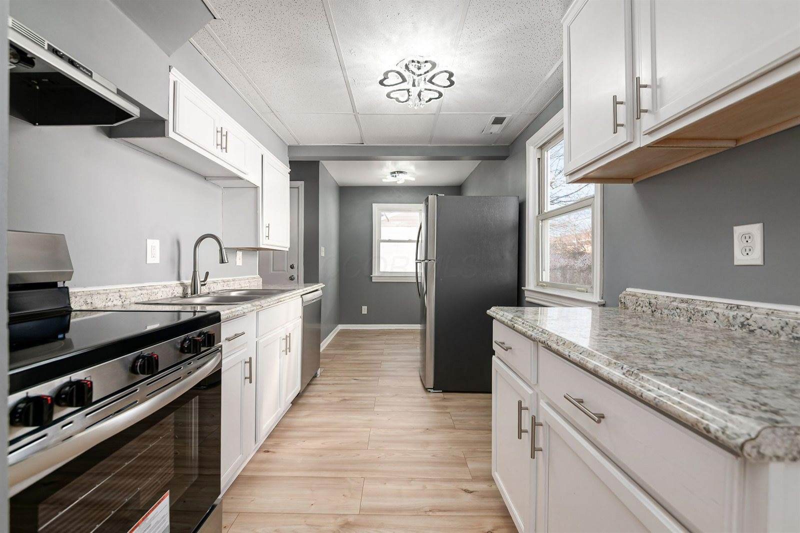 2861 Woodland Avenue, Columbus, OH 43224