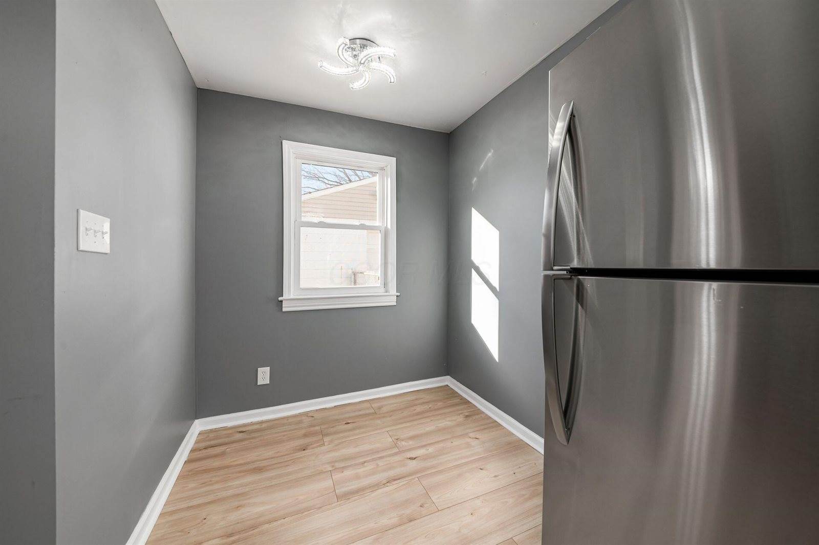 2861 Woodland Avenue, Columbus, OH 43224