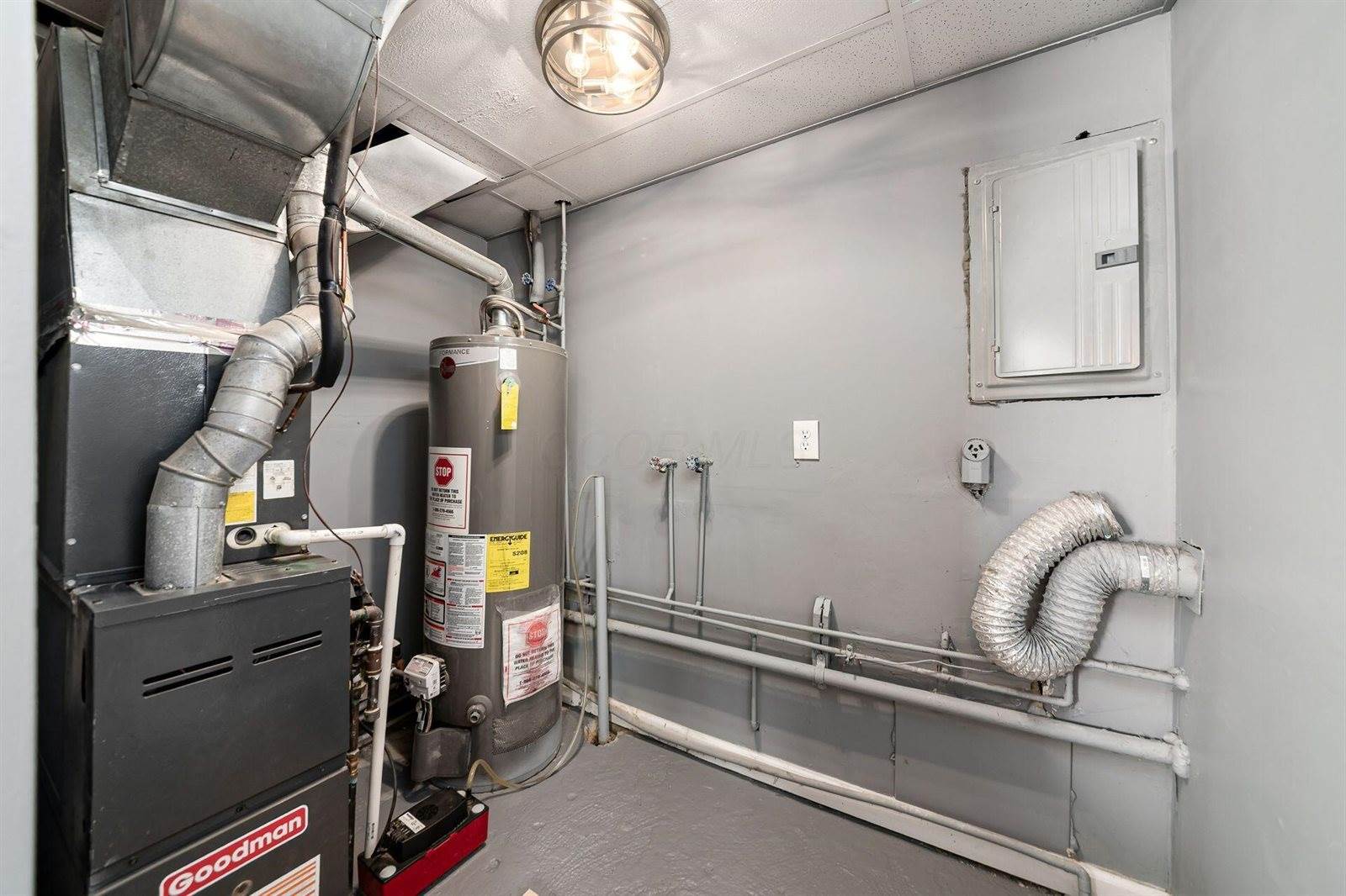 2861 Woodland Avenue, Columbus, OH 43224