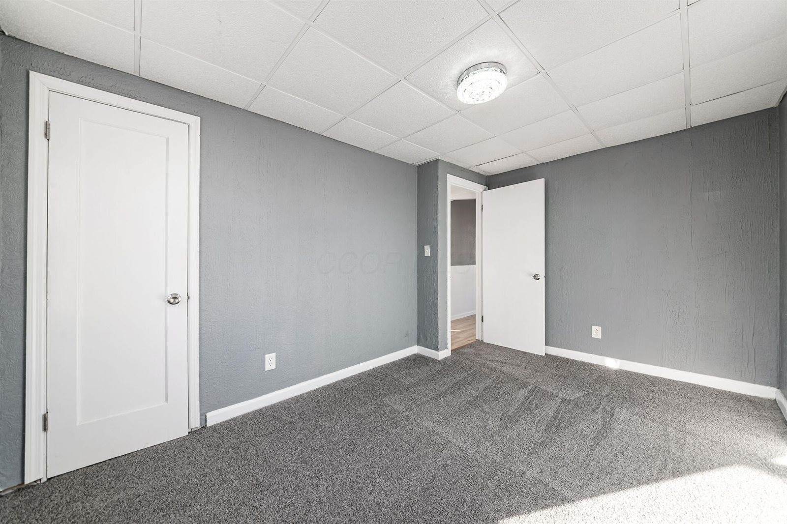 2861 Woodland Avenue, Columbus, OH 43224