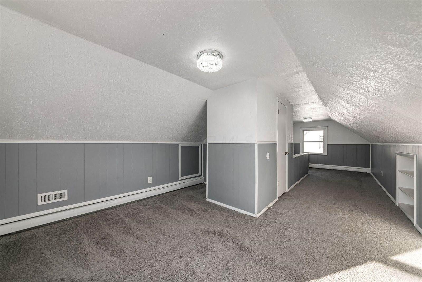 2861 Woodland Avenue, Columbus, OH 43224