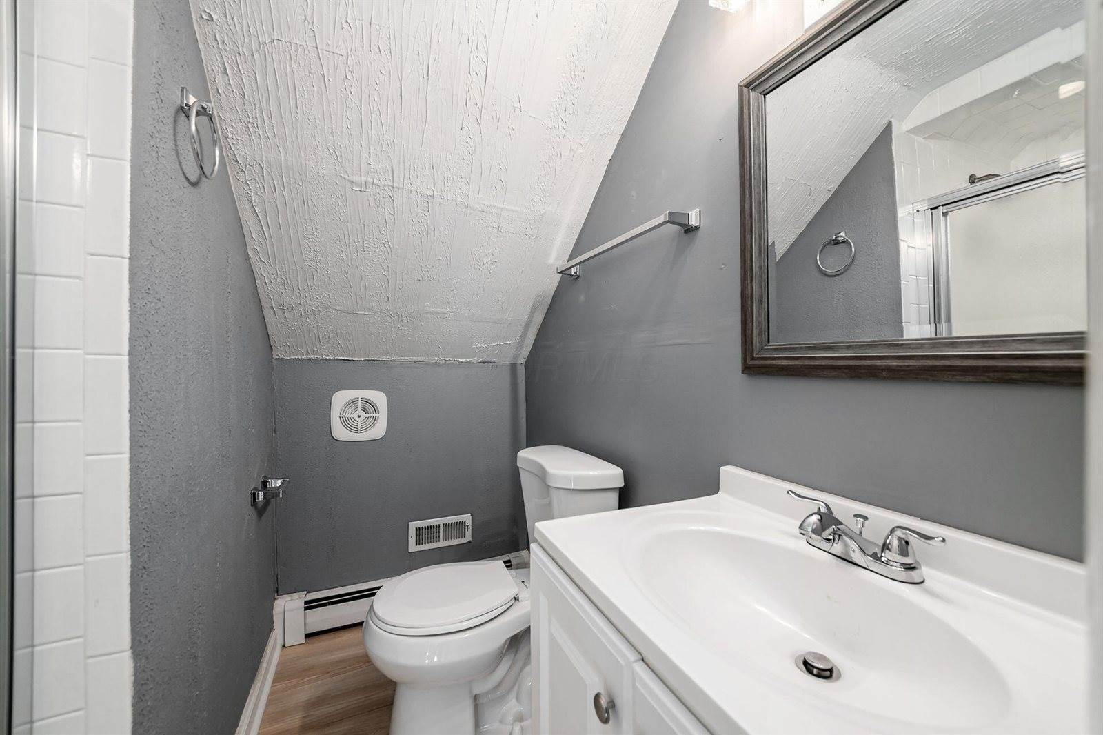 2861 Woodland Avenue, Columbus, OH 43224