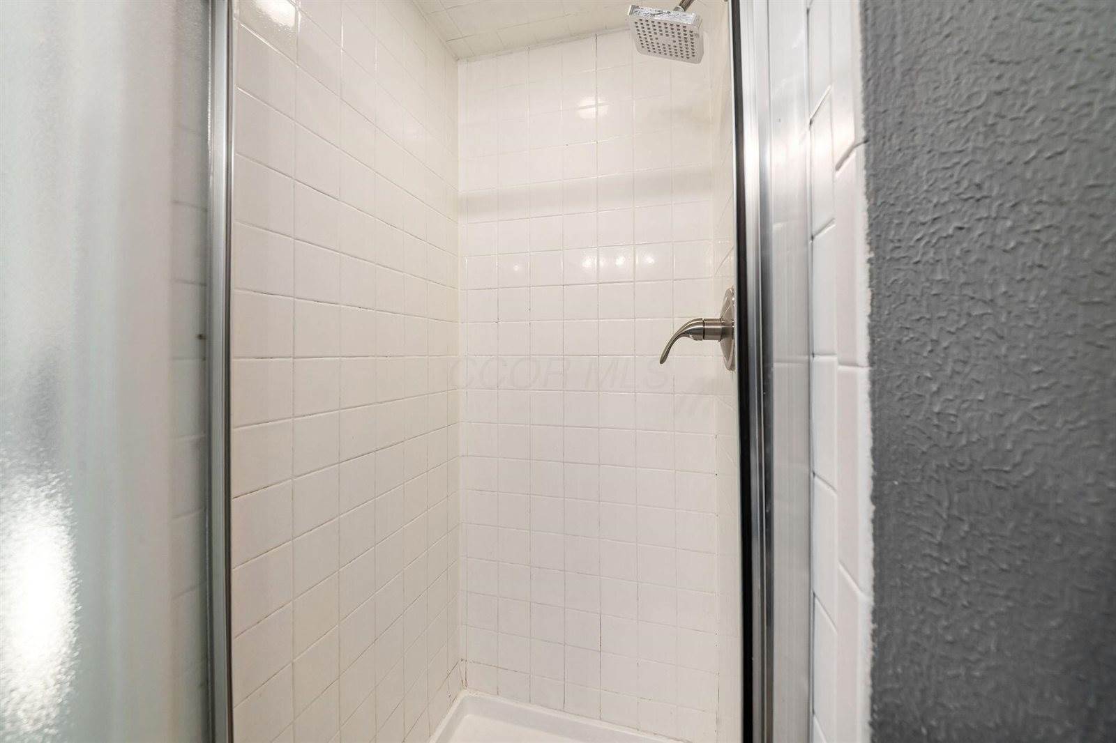 2861 Woodland Avenue, Columbus, OH 43224