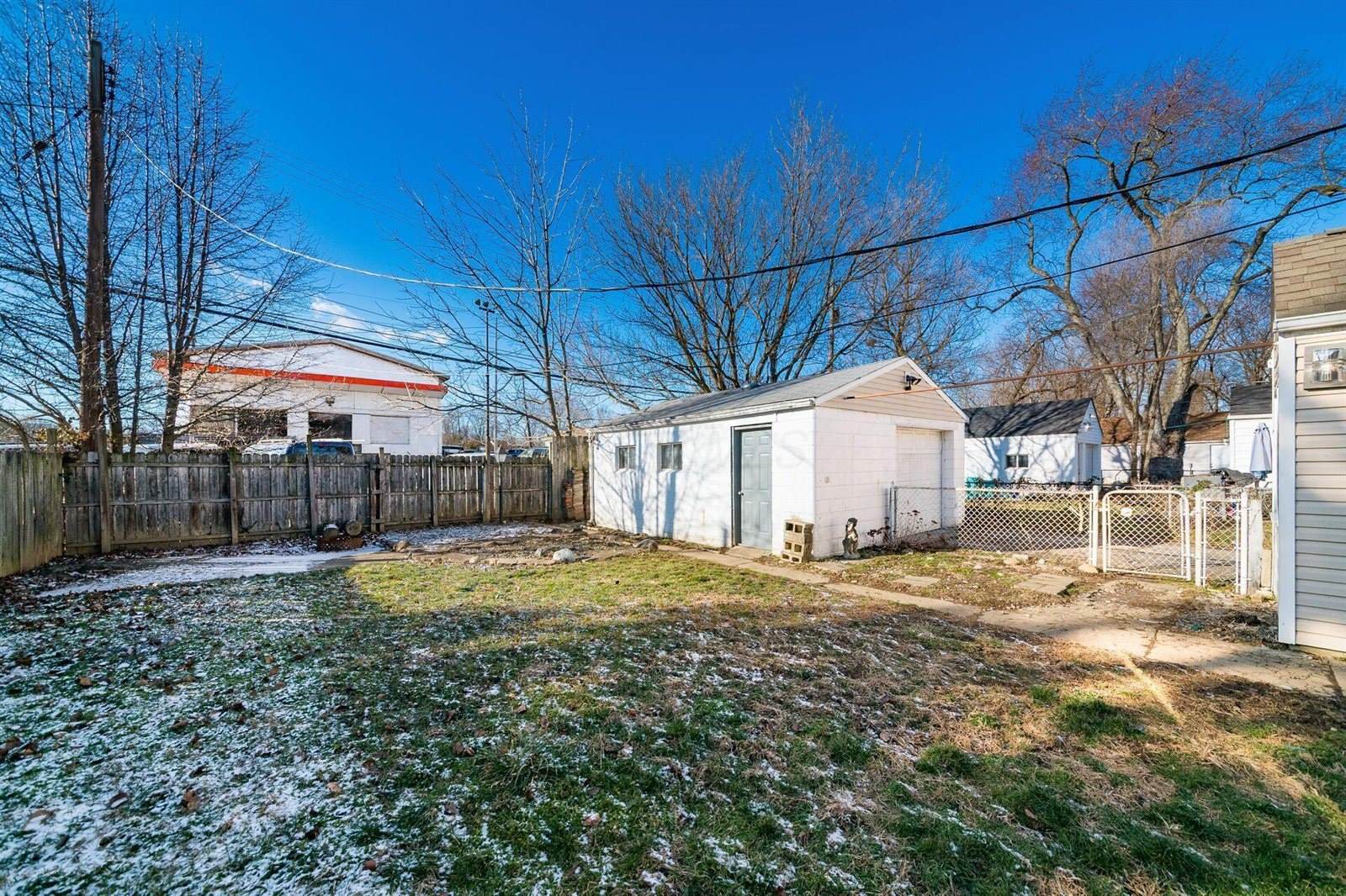 2861 Woodland Avenue, Columbus, OH 43224