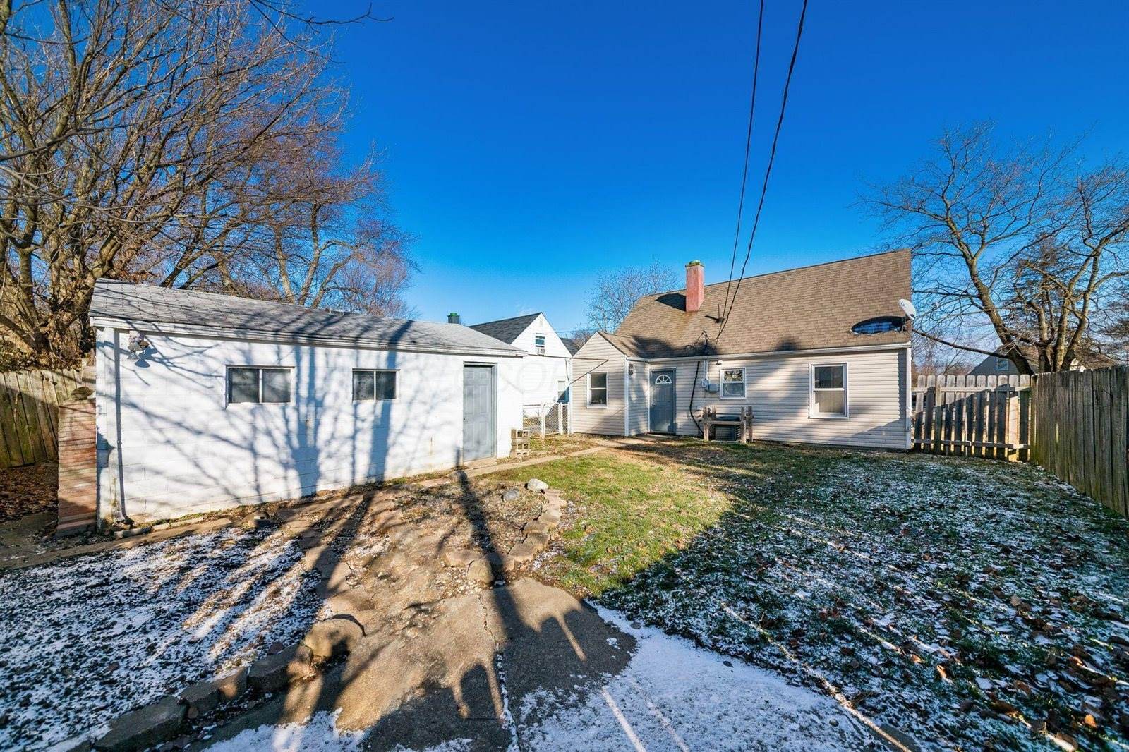 2861 Woodland Avenue, Columbus, OH 43224