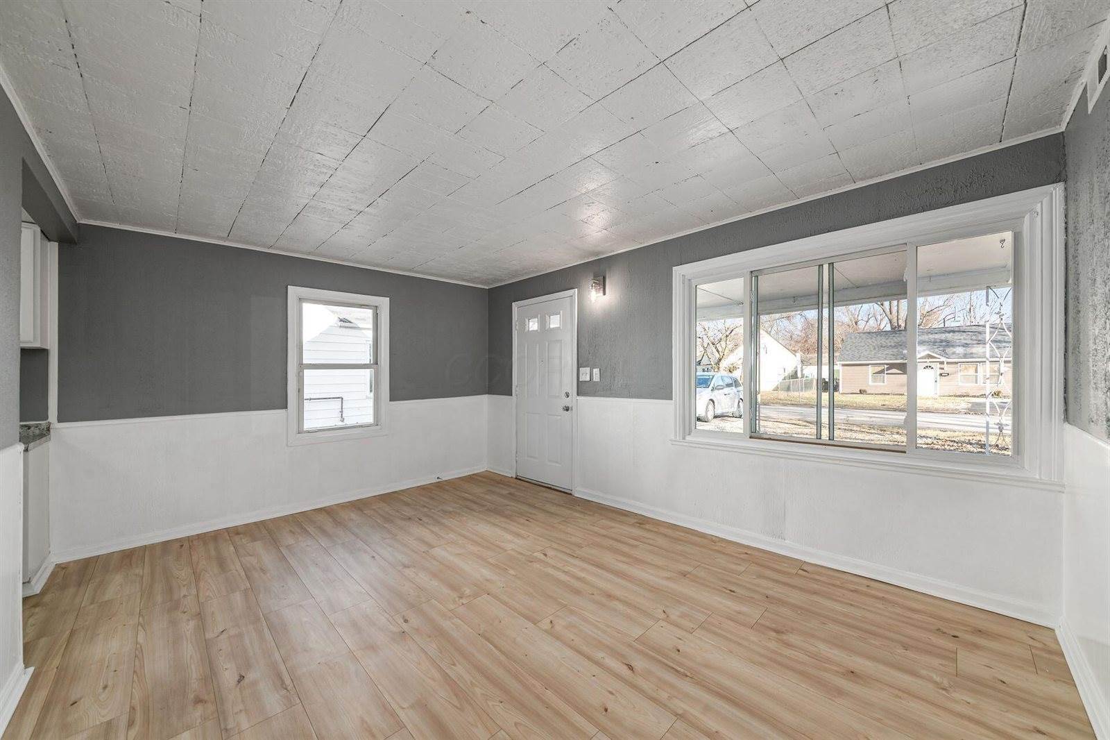 2861 Woodland Avenue, Columbus, OH 43224