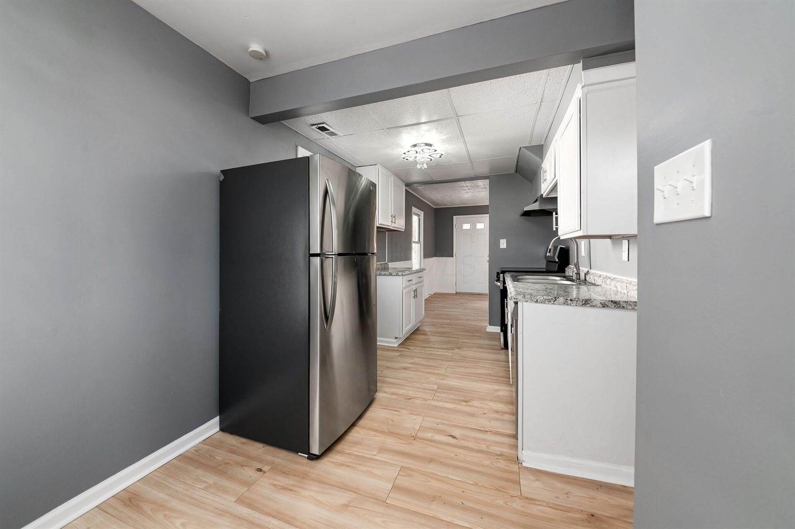 2861 Woodland Avenue, Columbus, OH 43224