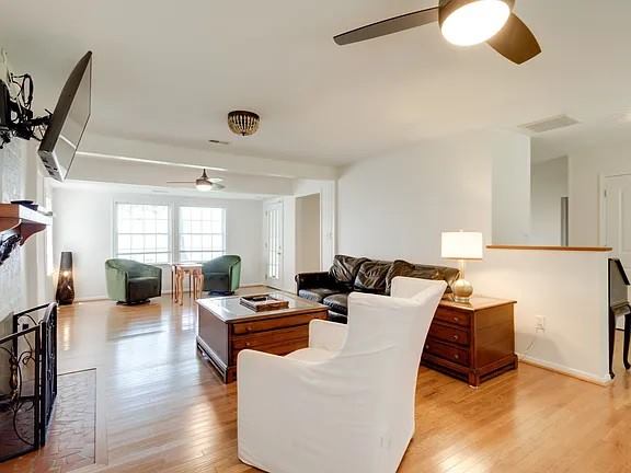 5198 Weaver Lane, Gloucester, VA 23061