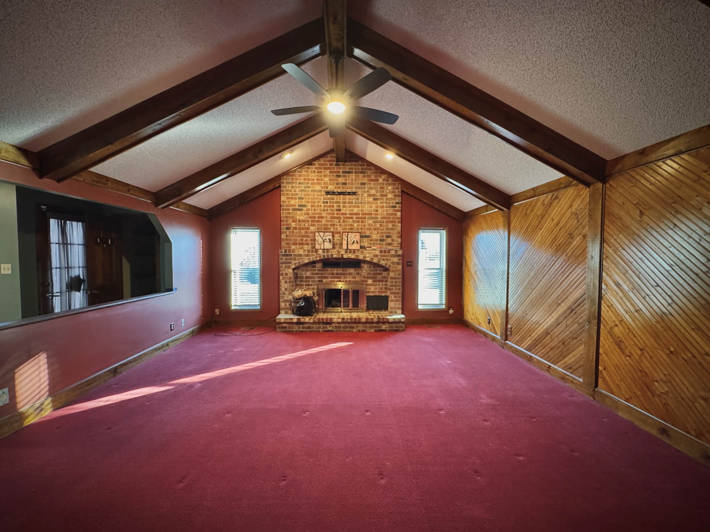 3630 SW Kings Forest Rd, Topeka, KS 66610