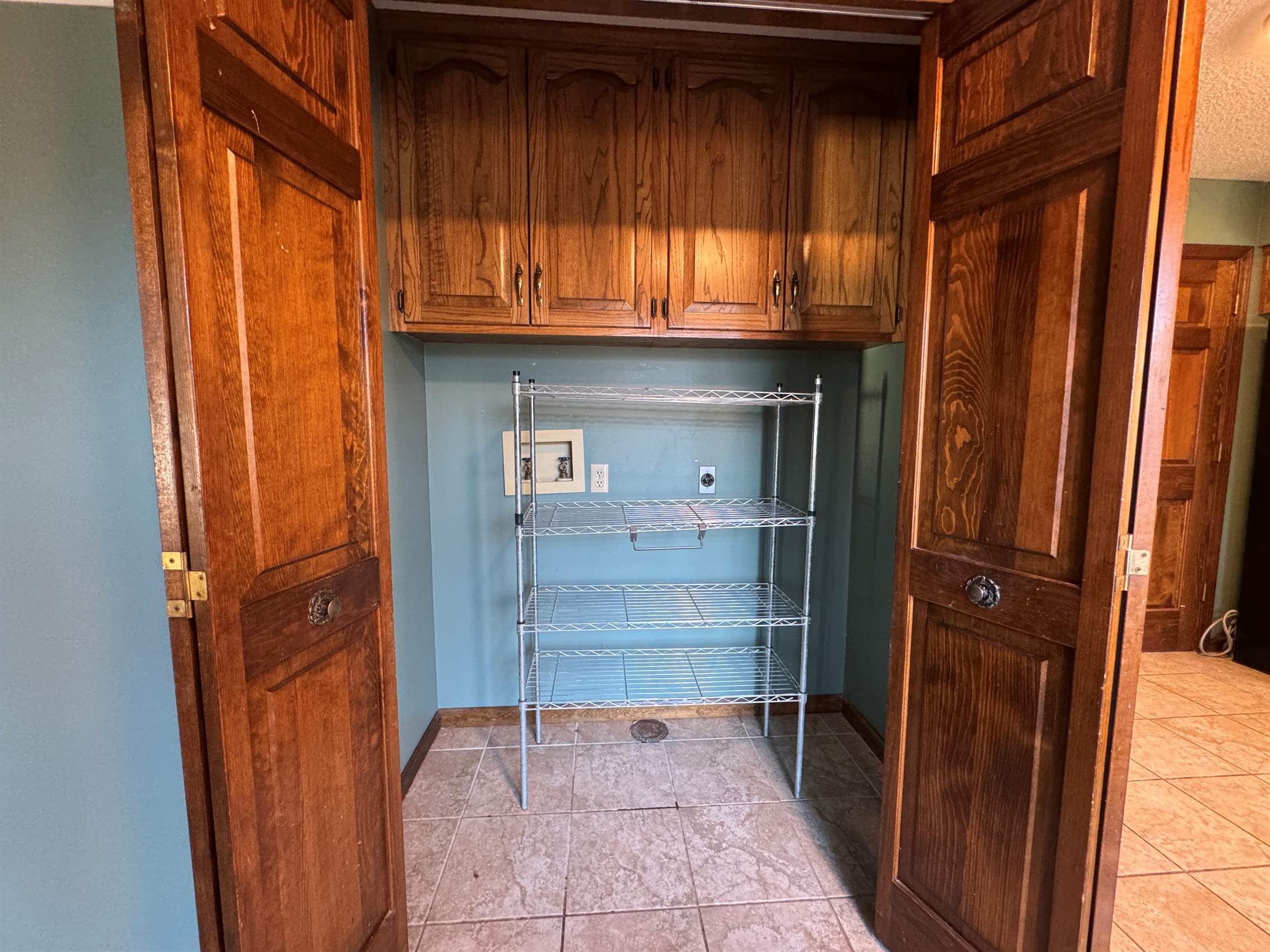 3630 SW Kings Forest Rd, Topeka, KS 66610