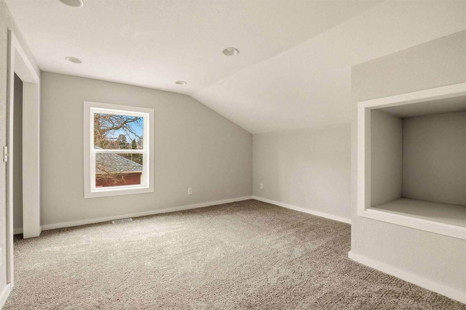 1928 8th Avenue, Rock Island, IL 61201