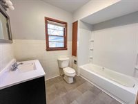 520 Vernon, Hillsboro, WI 54634