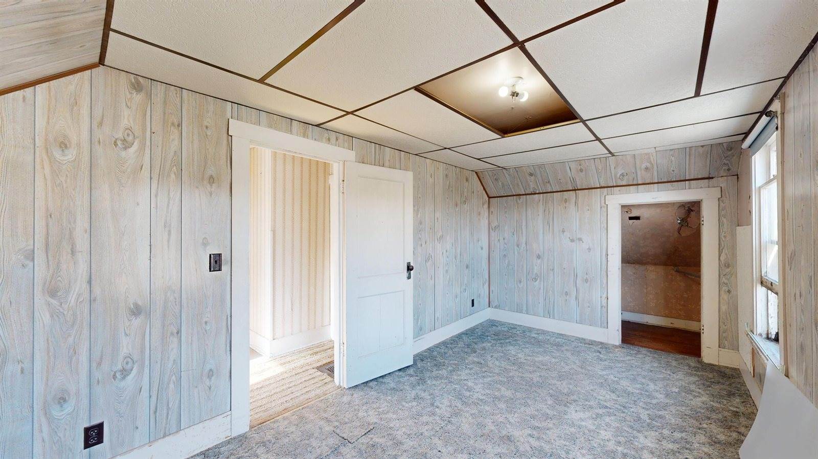 809 Ontario Ave, Cashton, WI 54619