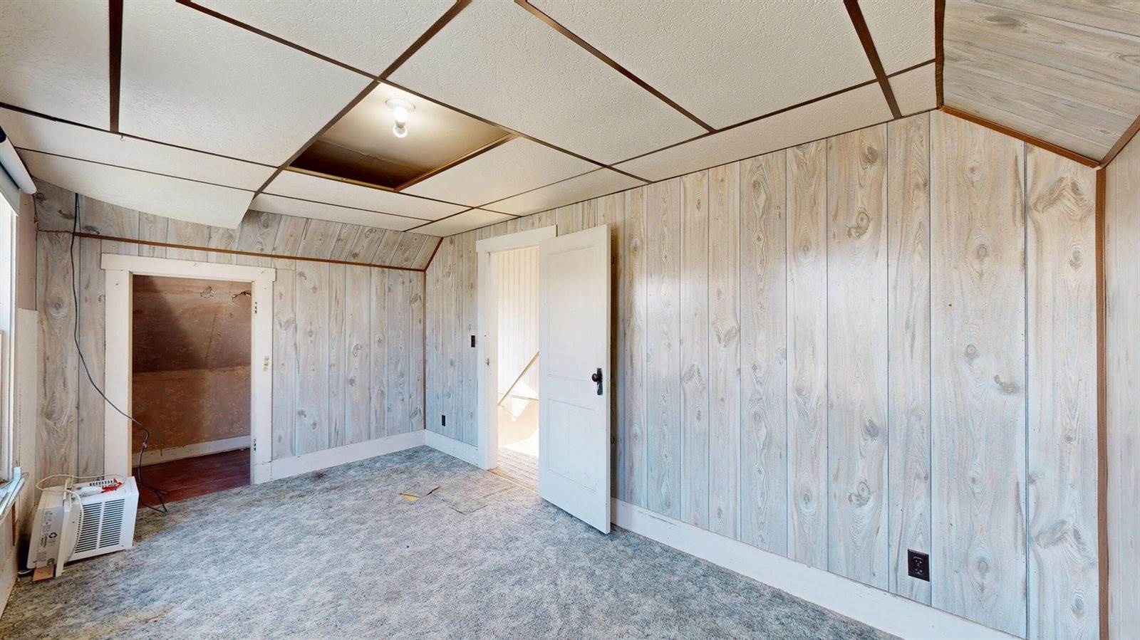 809 Ontario Ave, Cashton, WI 54619