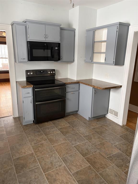 213425 Legacy Street, Stratford, WI 54484