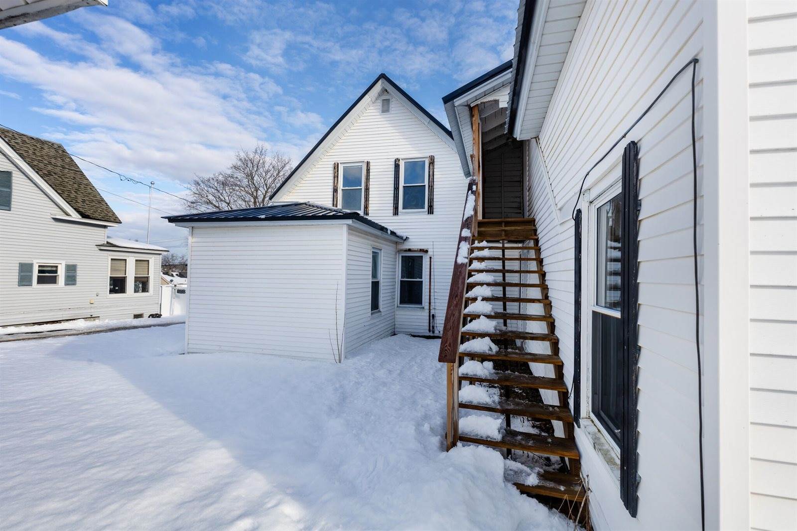 543 Main Street, Old Town, ME 04468