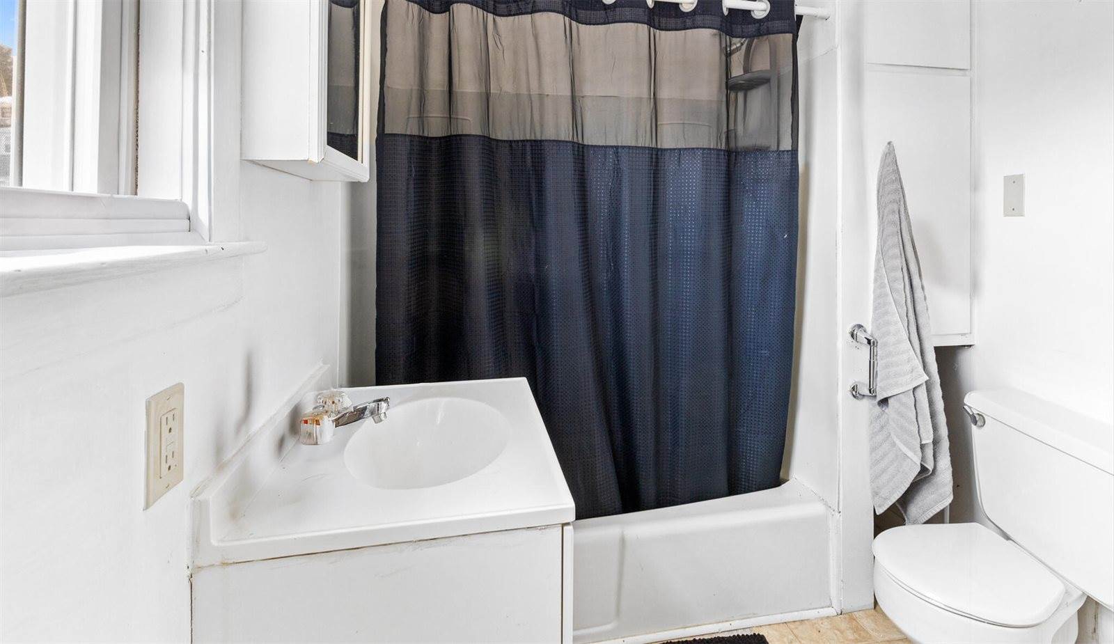 543 Main Street, Old Town, ME 04468