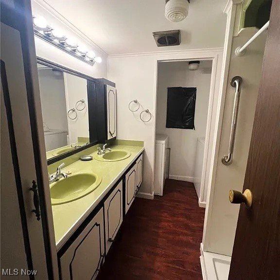 1812 Danbury Avenue, Wellsville, OH 43968