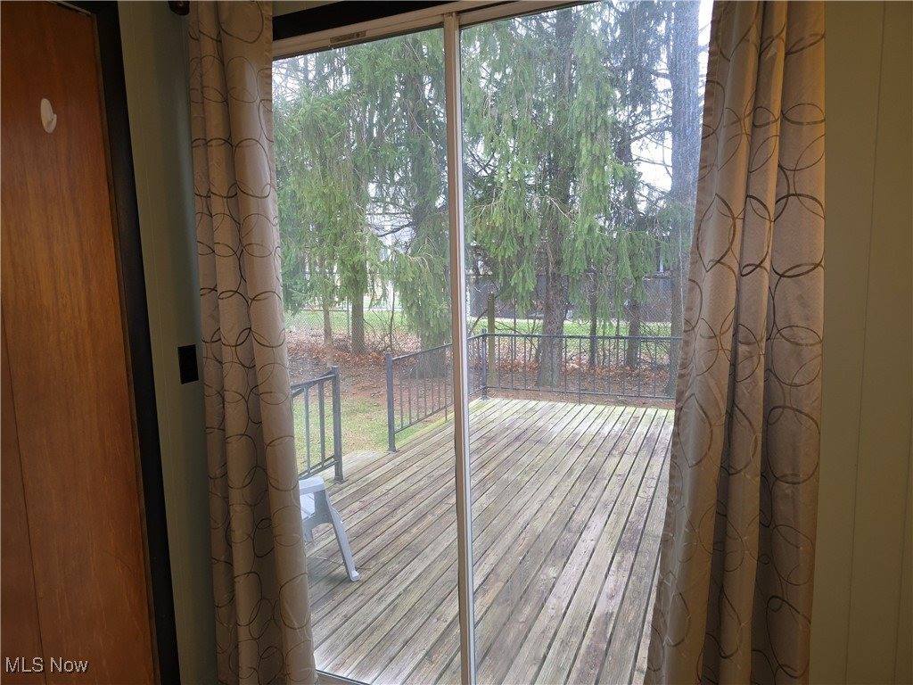 1812 Danbury Avenue, Wellsville, OH 43968