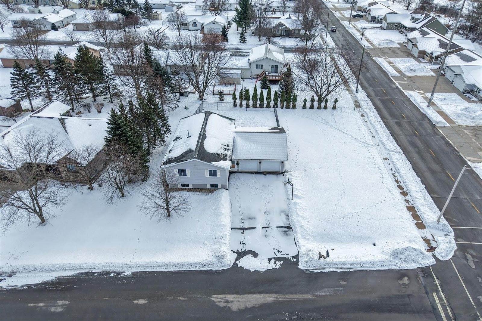 612 W 11th Street, Marshfield, WI 54449