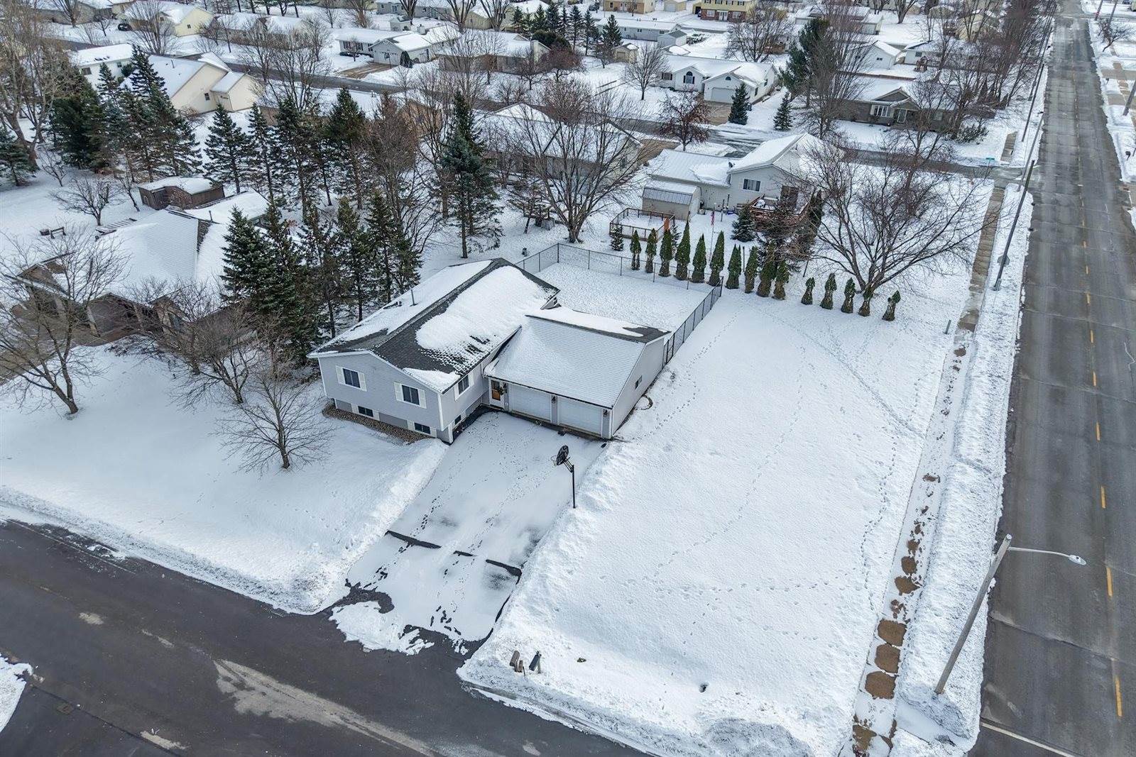 612 W 11th Street, Marshfield, WI 54449