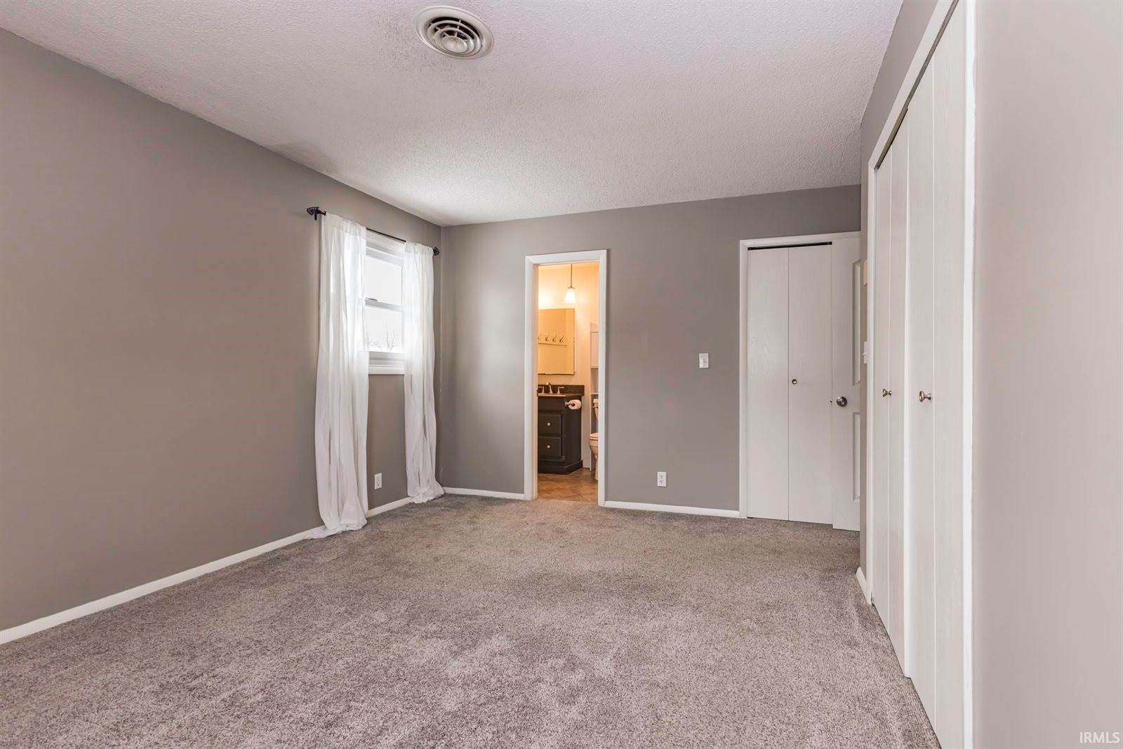 2117 W Sacramento Drive, Muncie, IN 47303