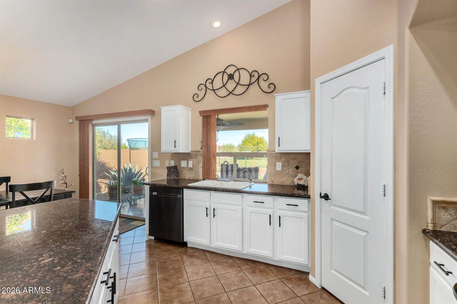 286 East Pasture Canyon Drive, San Tan Valley, AZ 85143