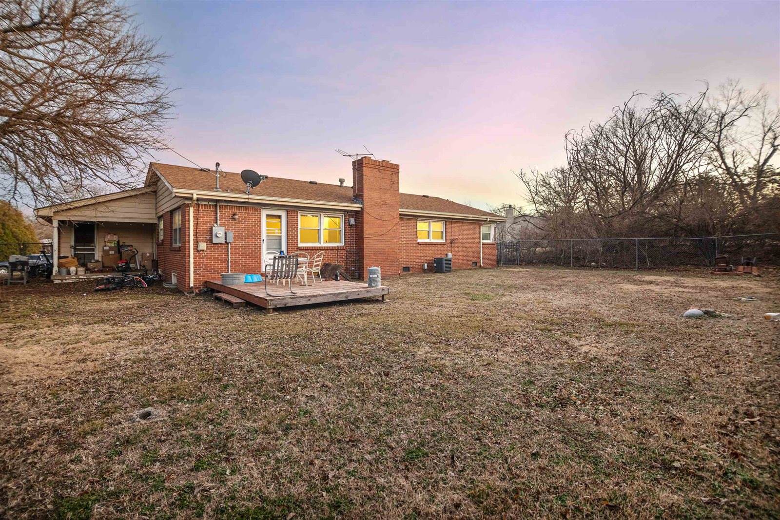 4229 Charron Ln, Wichita, KS 67220