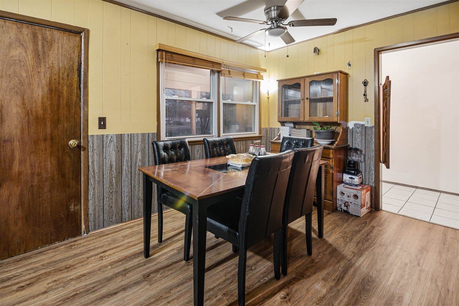 4229 Charron Ln, Wichita, KS 67220