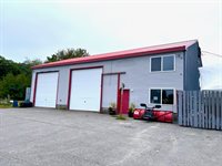 34 Compass Lane, Topsham, ME 04086