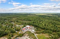 34 Compass Lane, Topsham, ME 04086