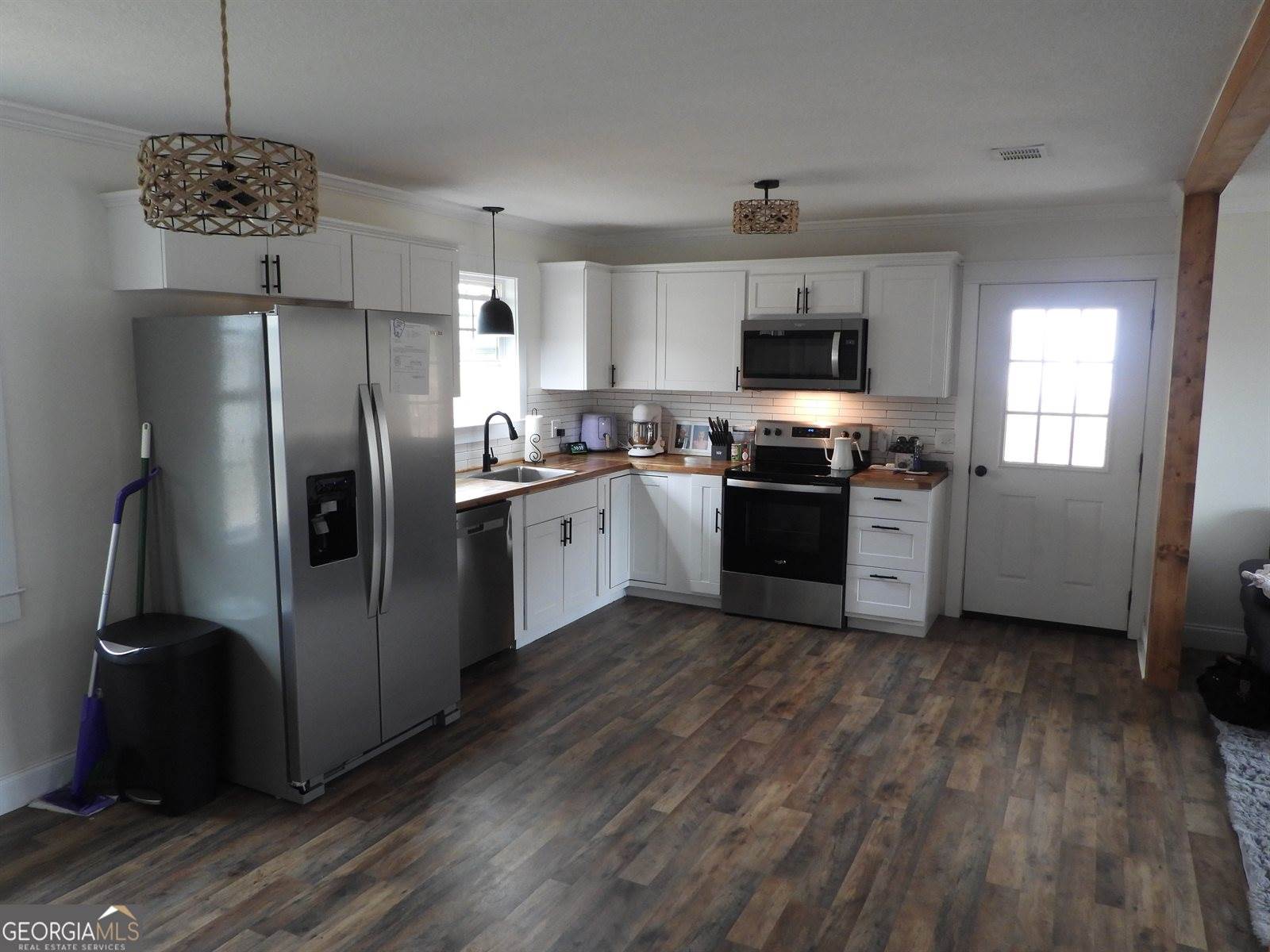 121 Beaver Drive, Blackshear, GA 31516