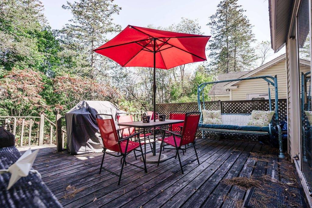 2485 Broadway, Bangor, ME 04401