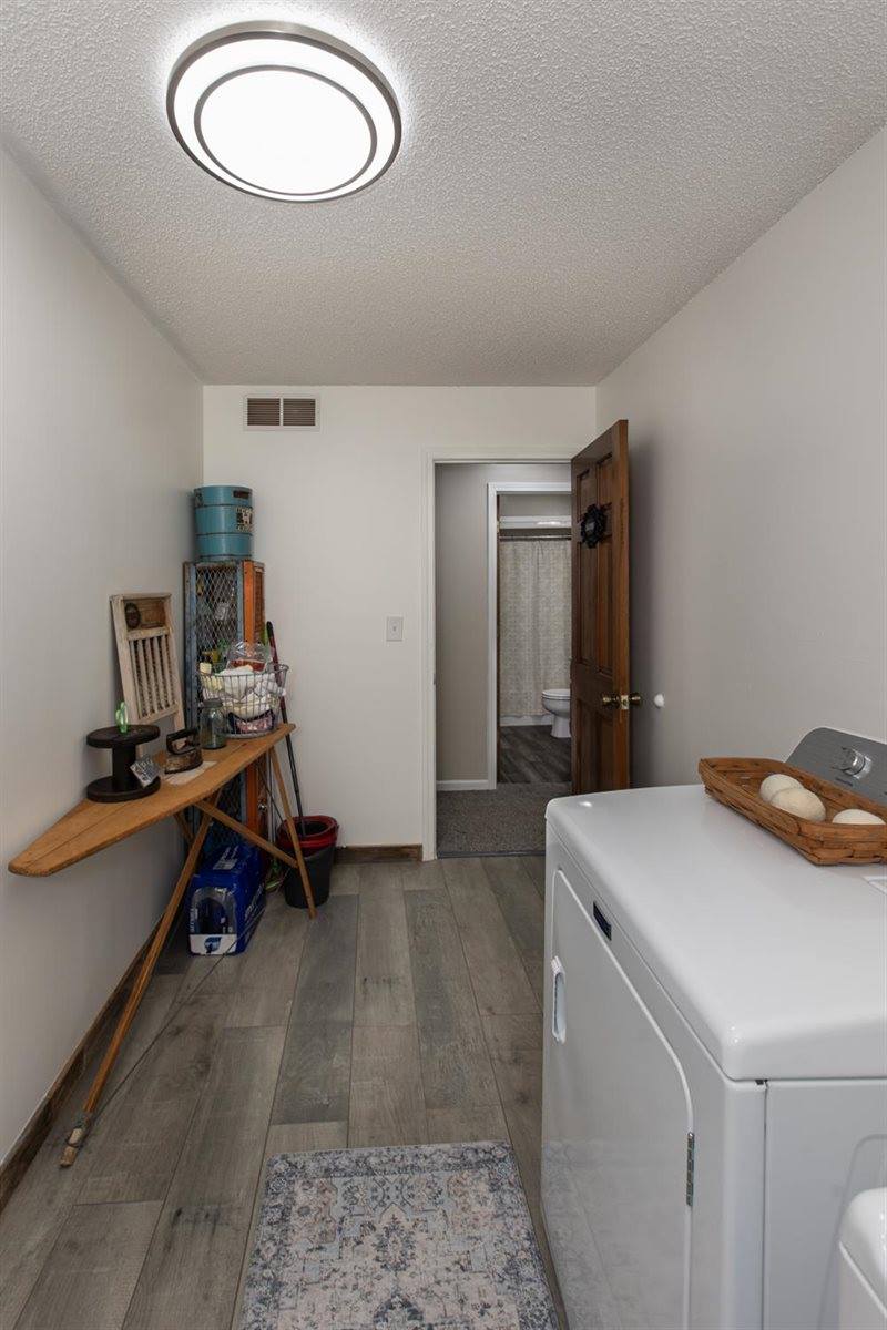 700 North Road I, Ulysses, KS 67880