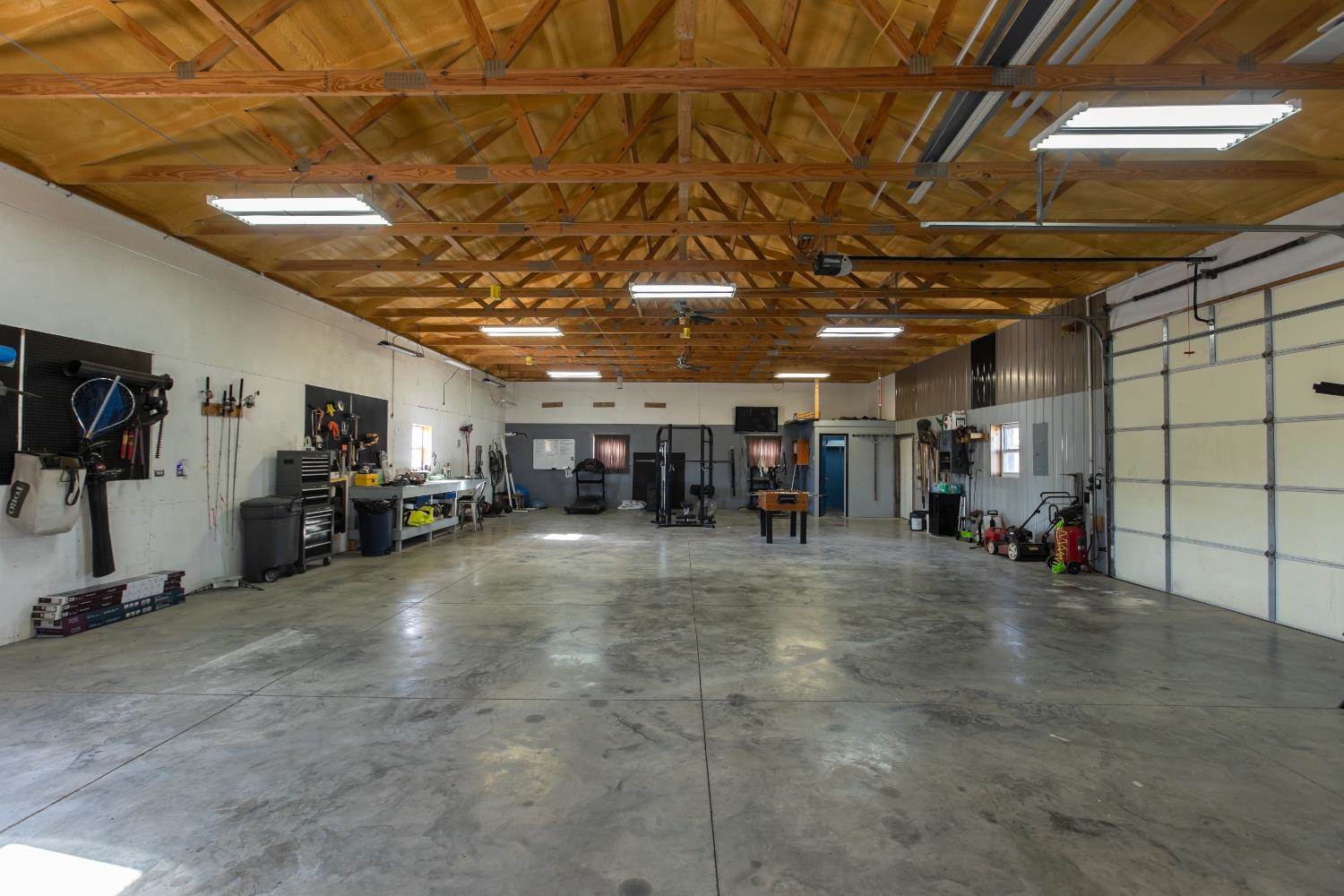 700 North Road I, Ulysses, KS 67880