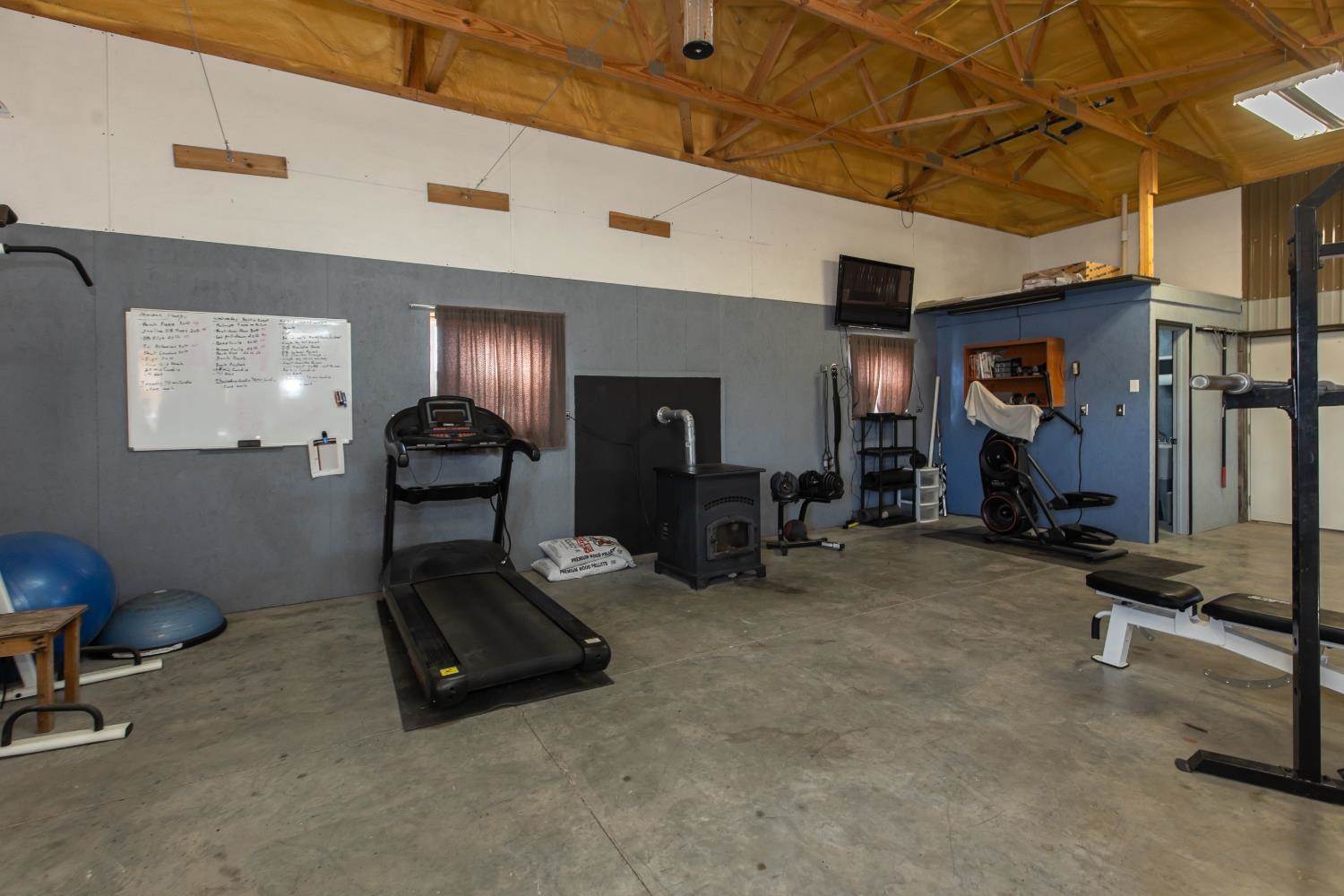700 North Road I, Ulysses, KS 67880