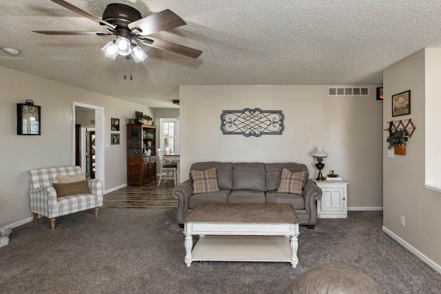 700 North Road I, Ulysses, KS 67880