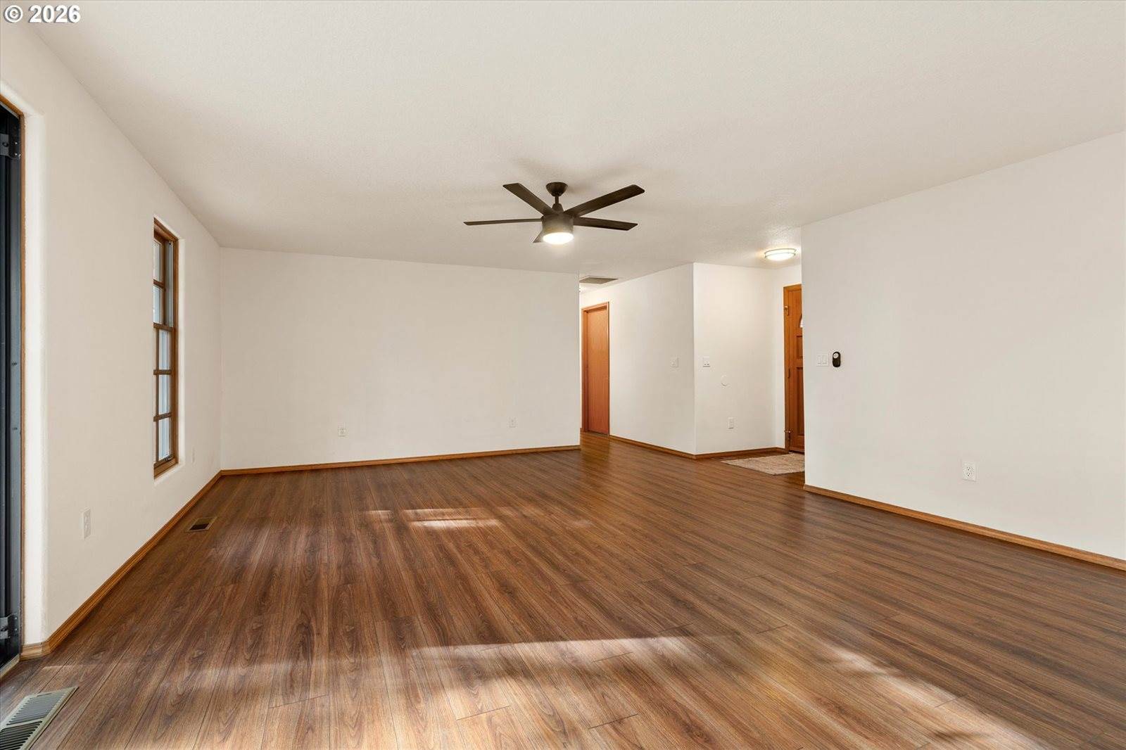 1843 SE Moorwood Ct, Bend, OR 97702