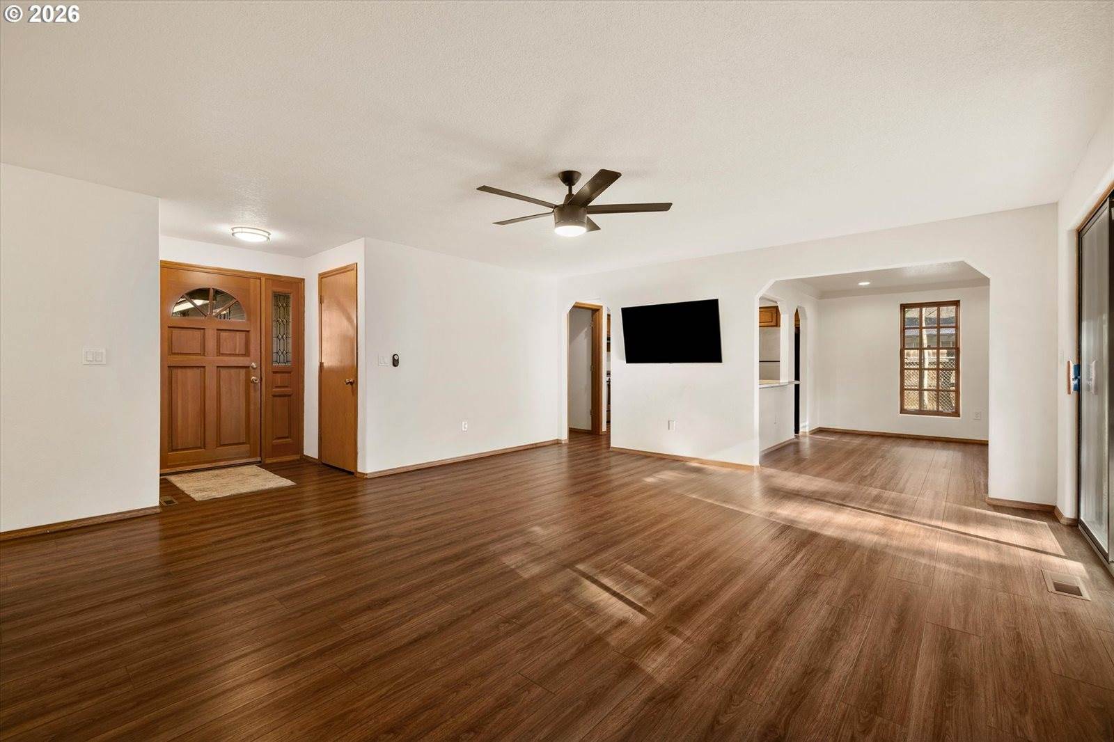 1843 SE Moorwood Ct, Bend, OR 97702