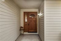 1843 SE Moorwood Ct, Bend, OR 97702