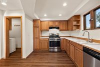 1843 SE Moorwood Ct, Bend, OR 97702